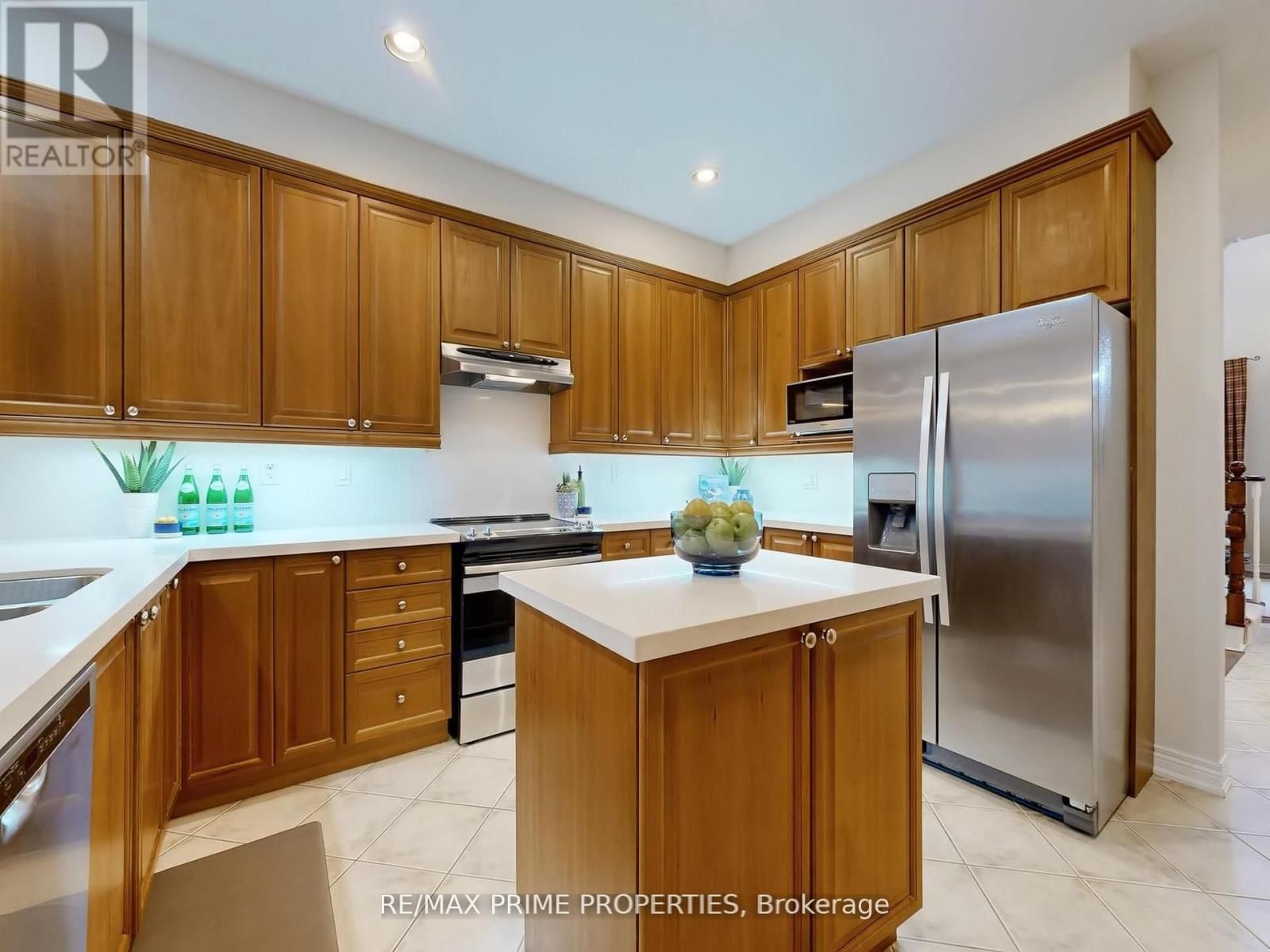 18 - 11 BERCZY CREEK WAY Image 13