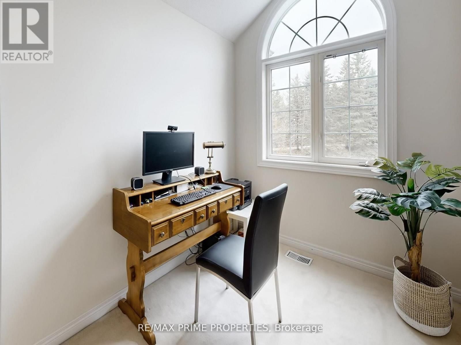 18 - 11 BERCZY CREEK WAY Image 37