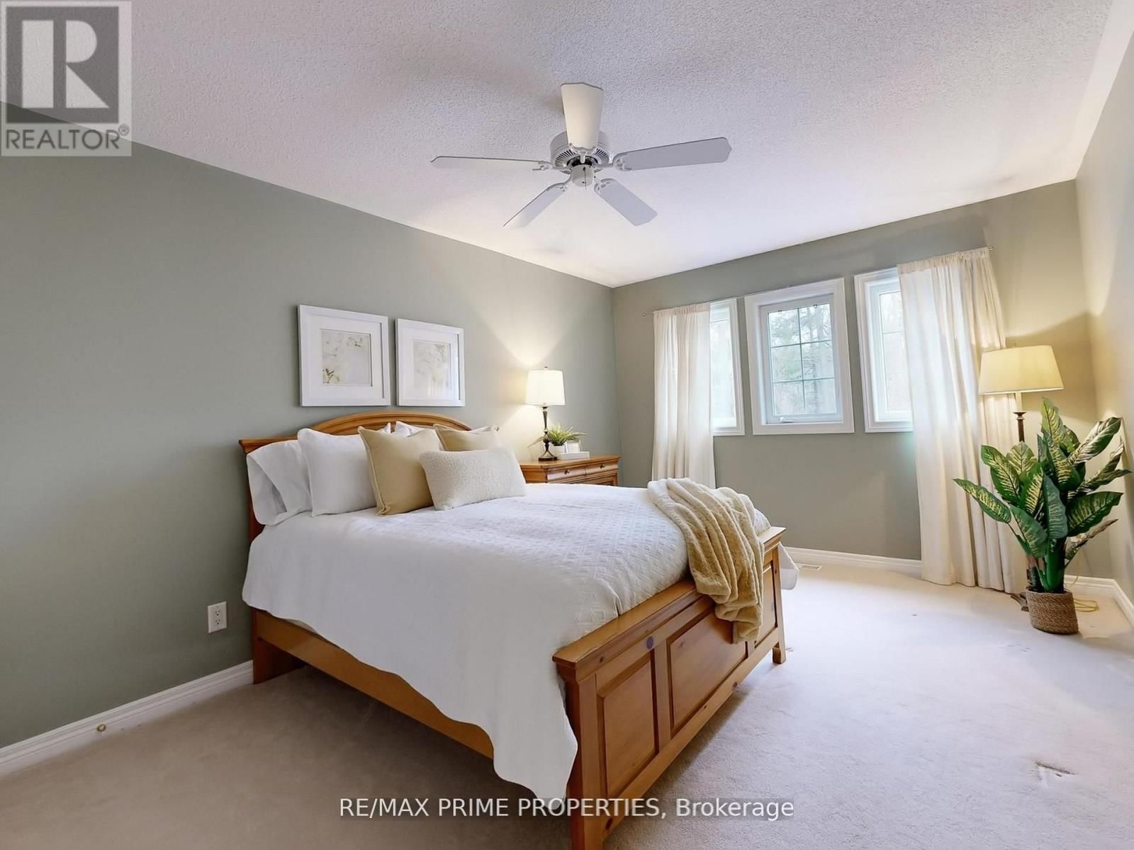 18 - 11 BERCZY CREEK WAY Image 38