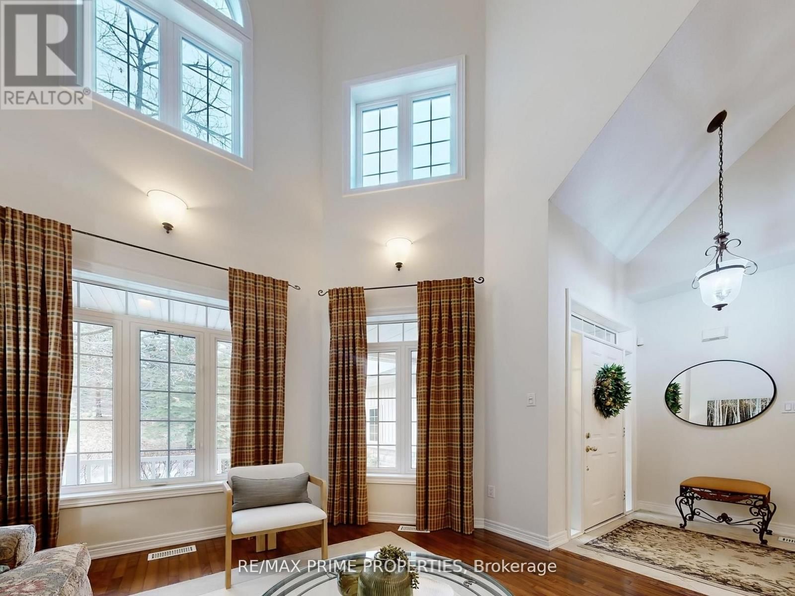 18 - 11 BERCZY CREEK WAY Image 8