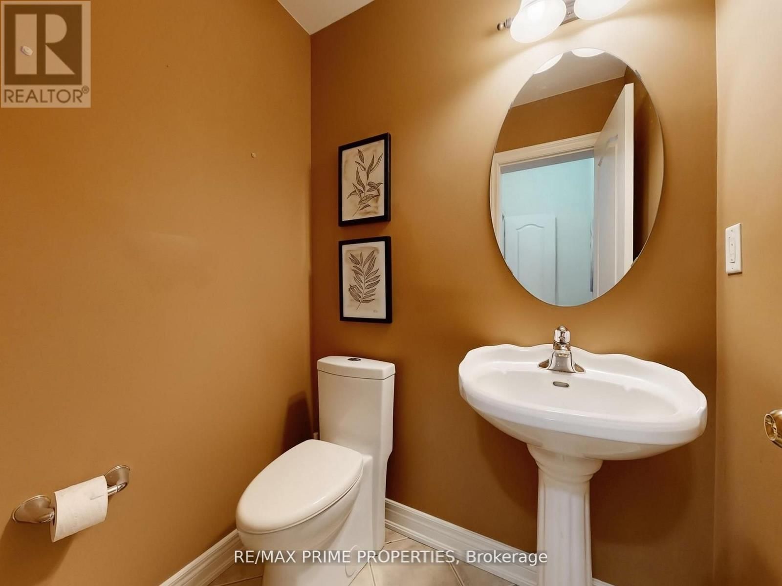 18 - 11 BERCZY CREEK WAY Image 9