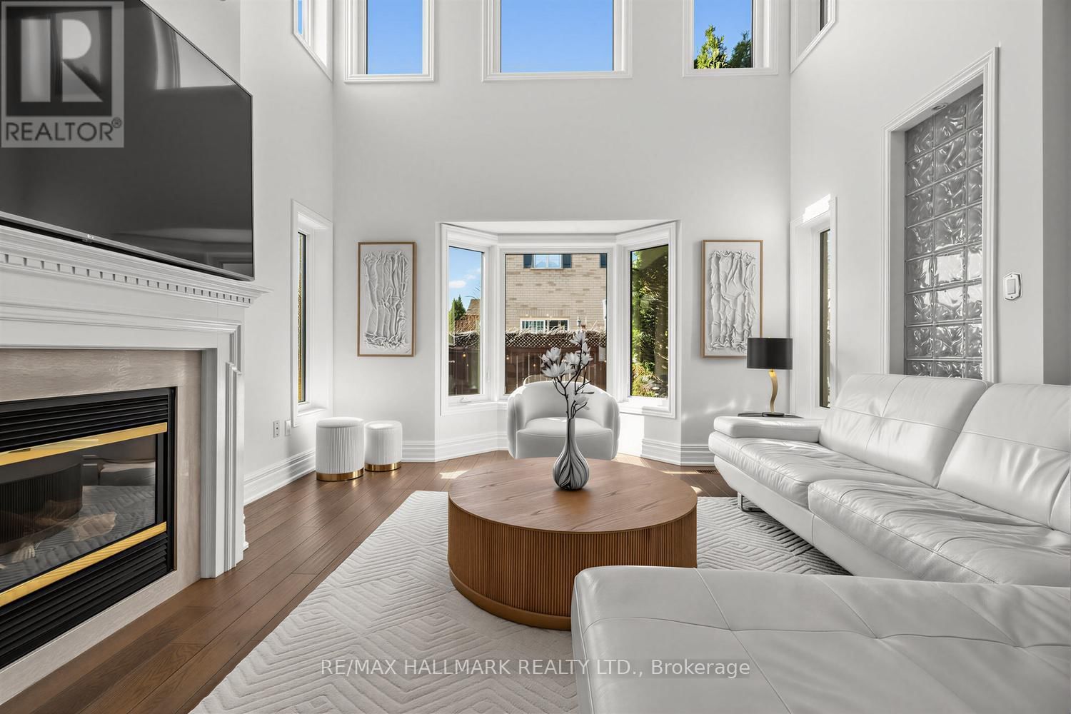 341 KIRKVALLEY CRESCENT Image 9