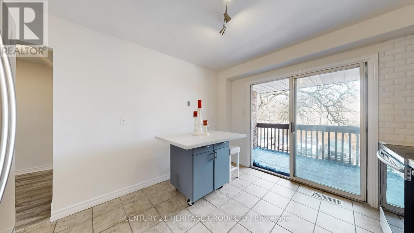 34 DUNKELD WAY Image 13