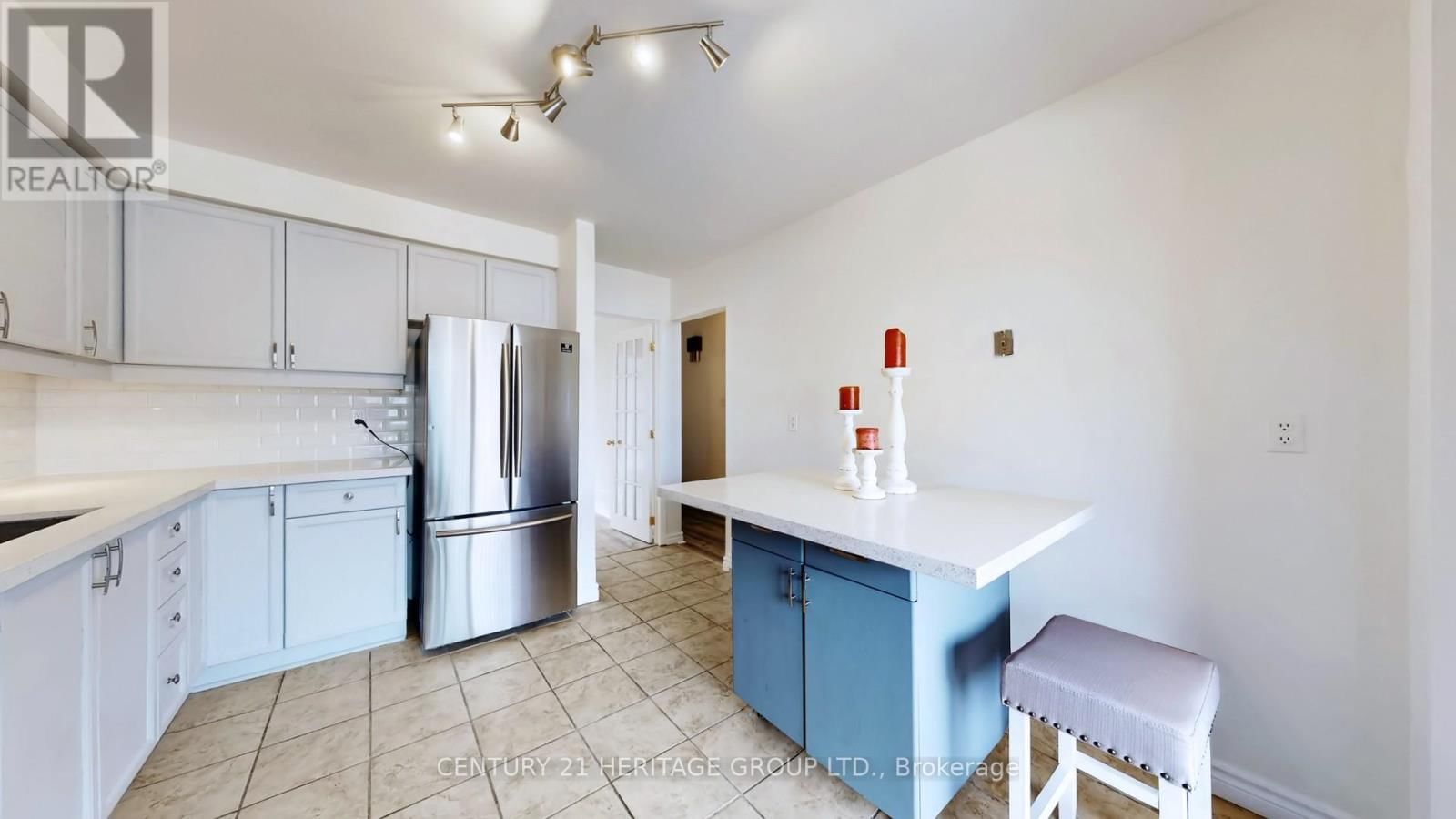 34 DUNKELD WAY Image 14