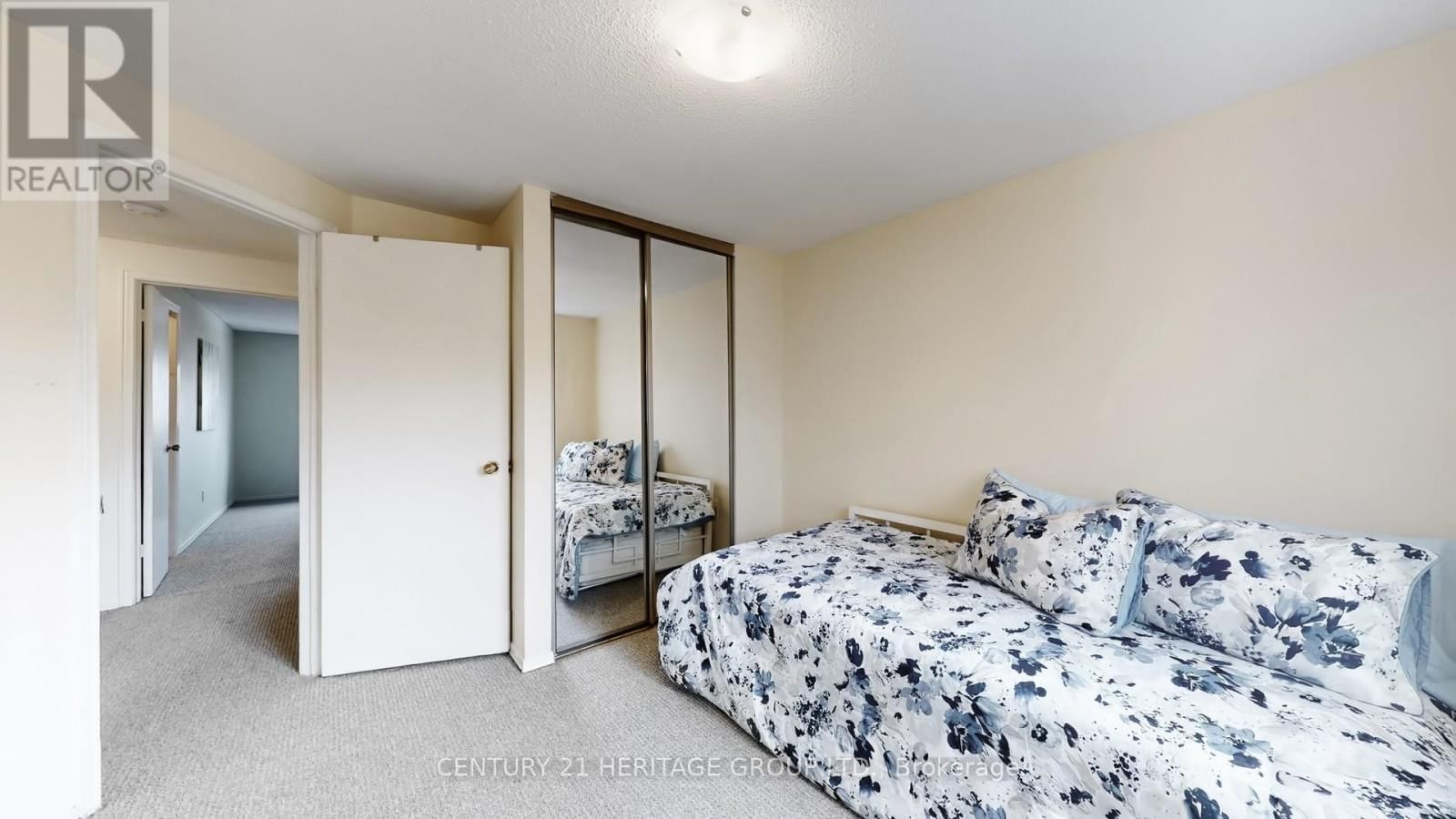 34 DUNKELD WAY Image 24