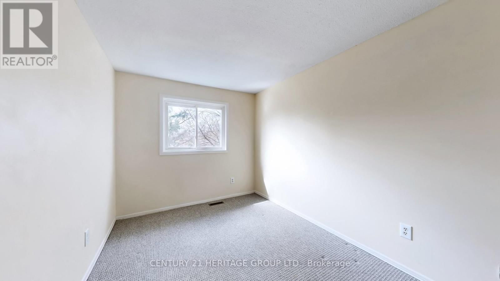 34 DUNKELD WAY Image 25