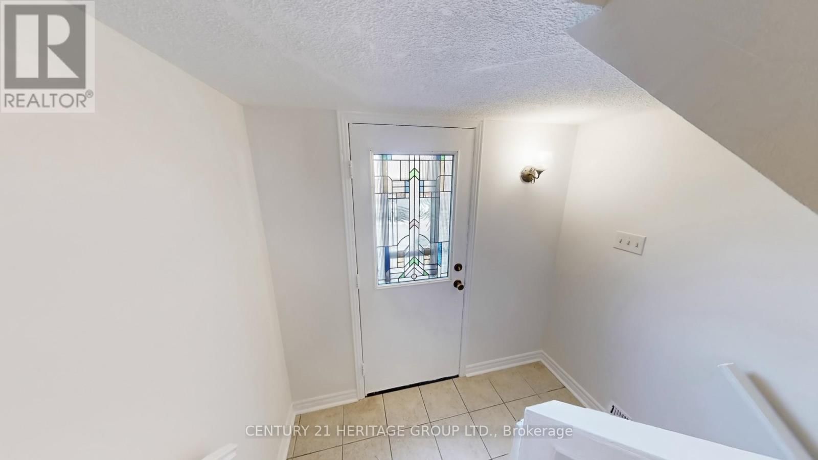 34 DUNKELD WAY Image 27