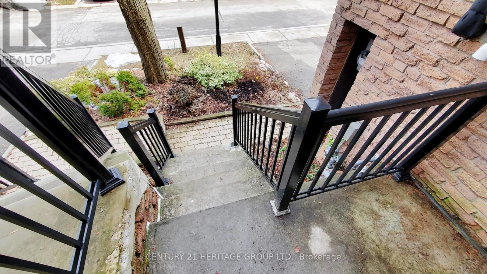 34 DUNKELD WAY Image 4