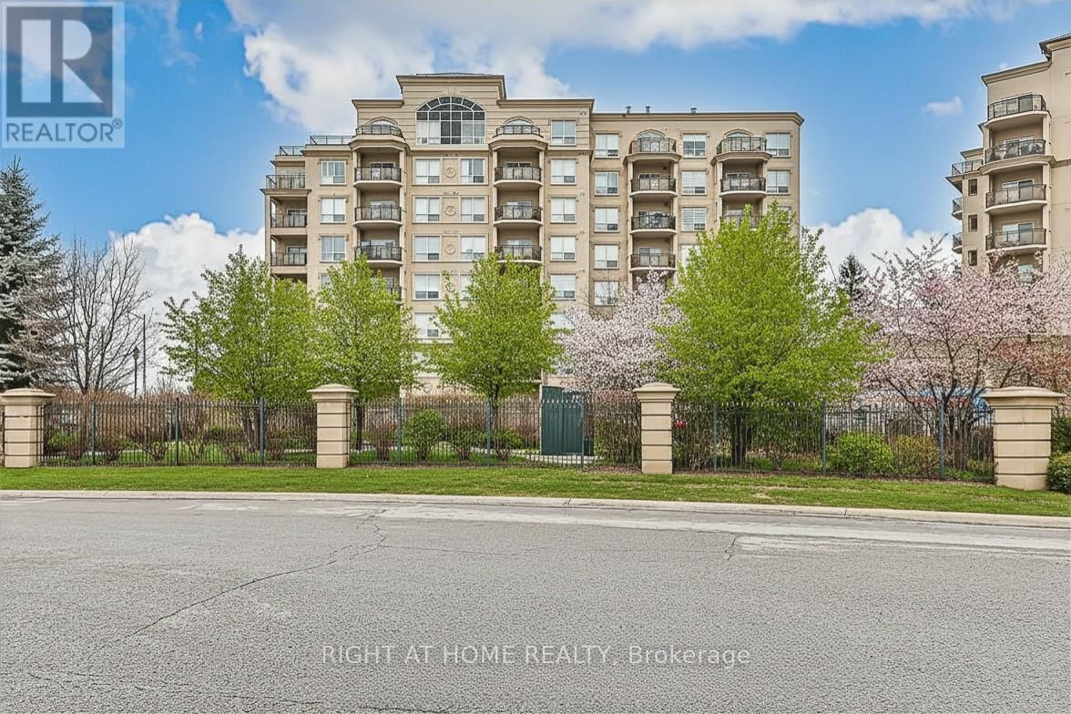 305 - 8 MAISON PARC COURT Image 1