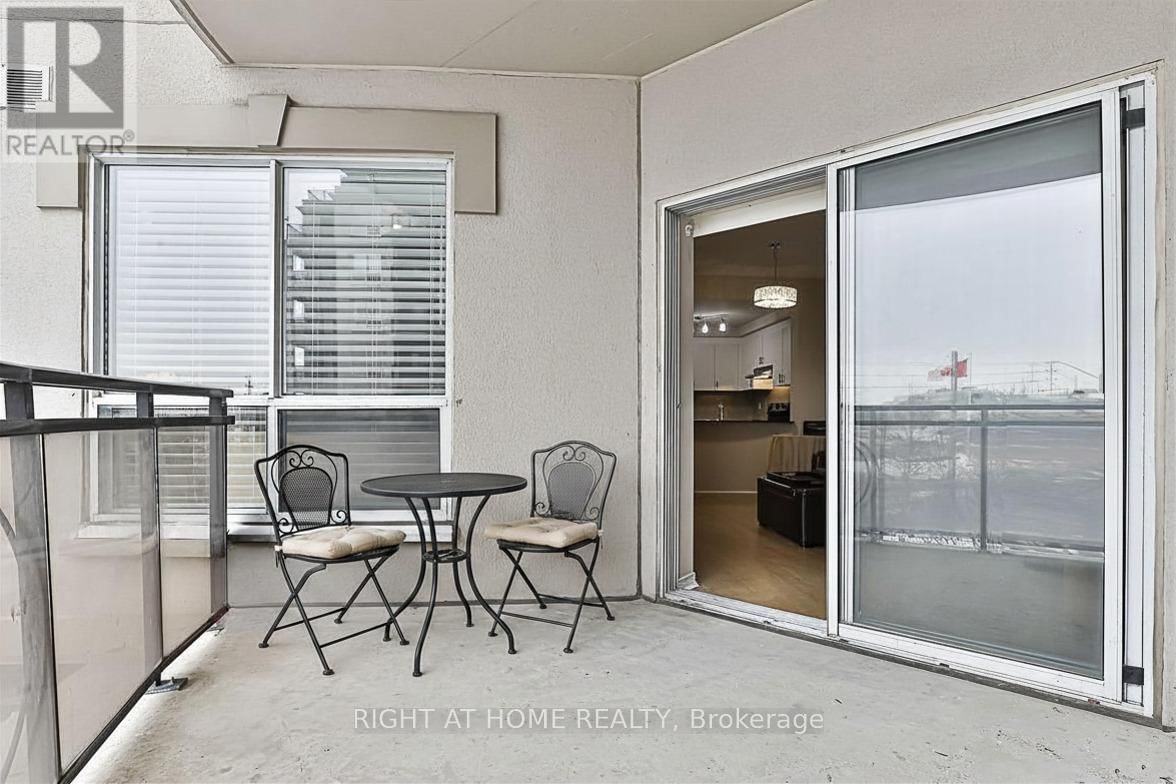 305 - 8 MAISON PARC COURT Image 14