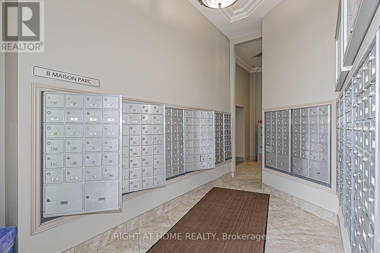 305 - 8 MAISON PARC COURT Image 26