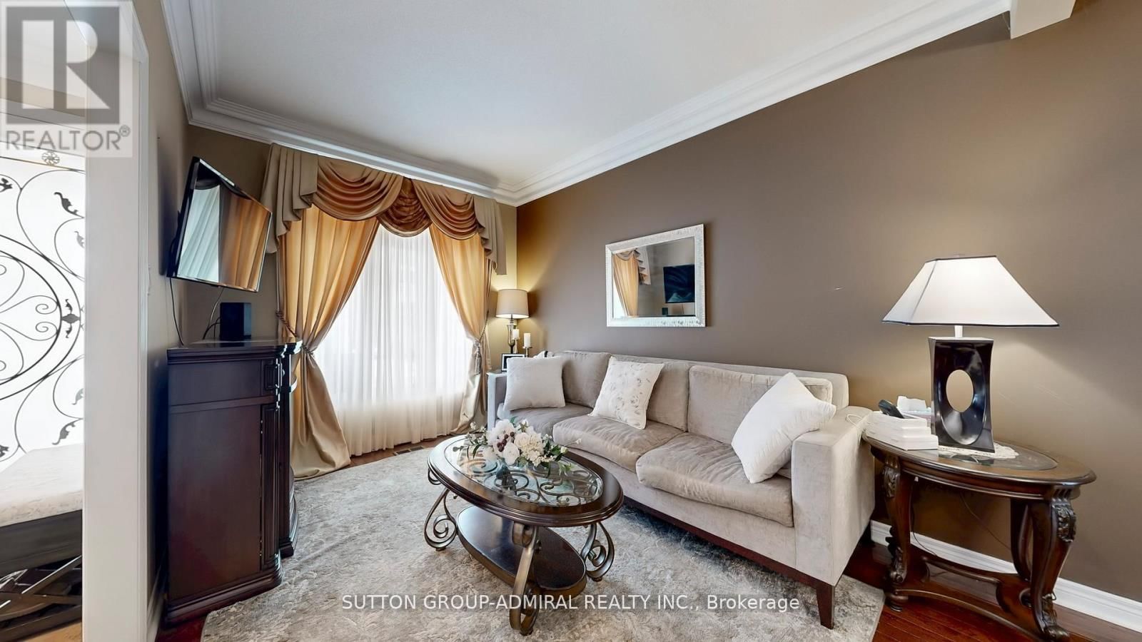 492 KWAPIS BOULEVARD Image 4