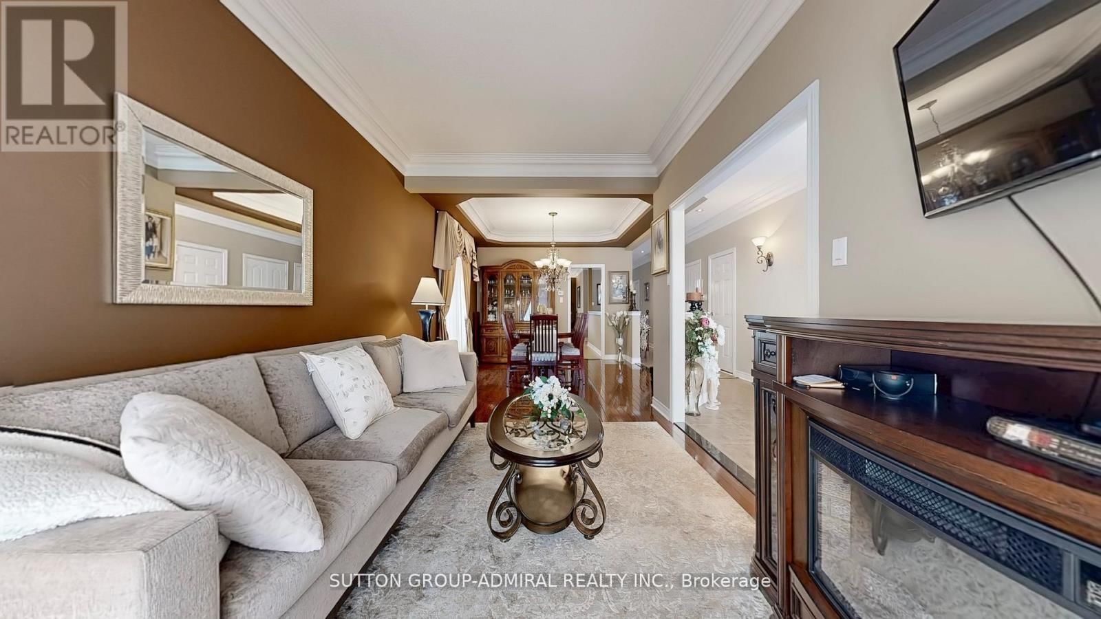 492 KWAPIS BOULEVARD Image 6