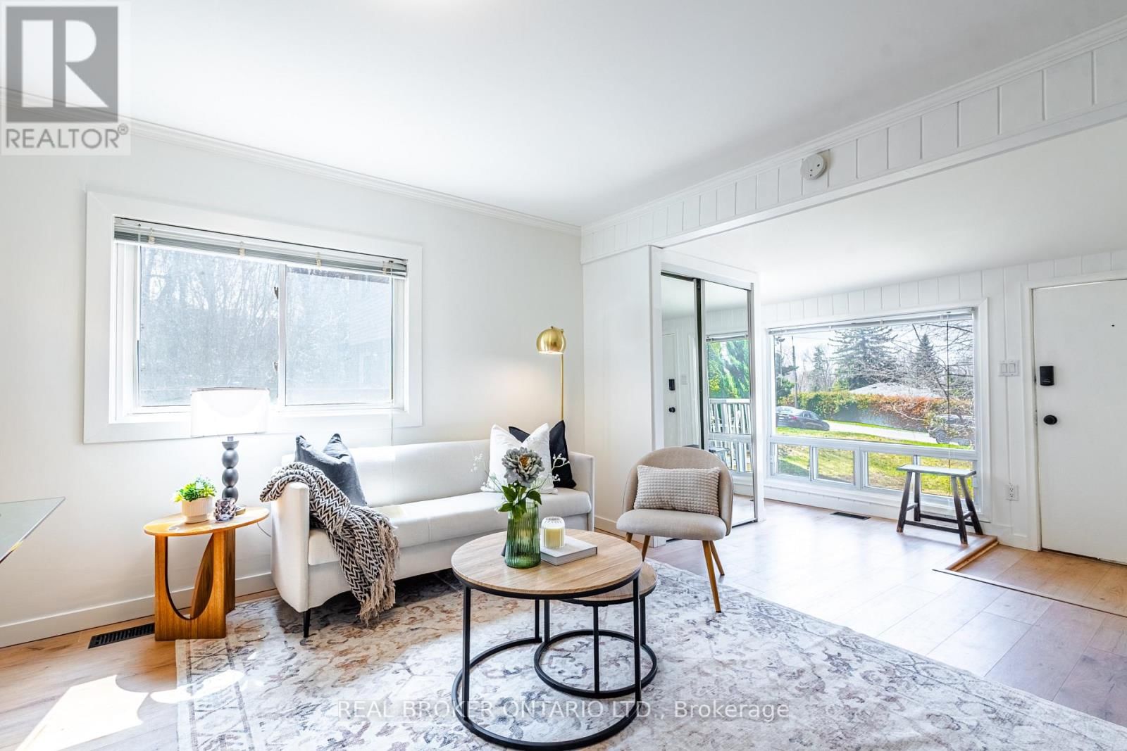 37 PINEWAY AVENUE Image 12