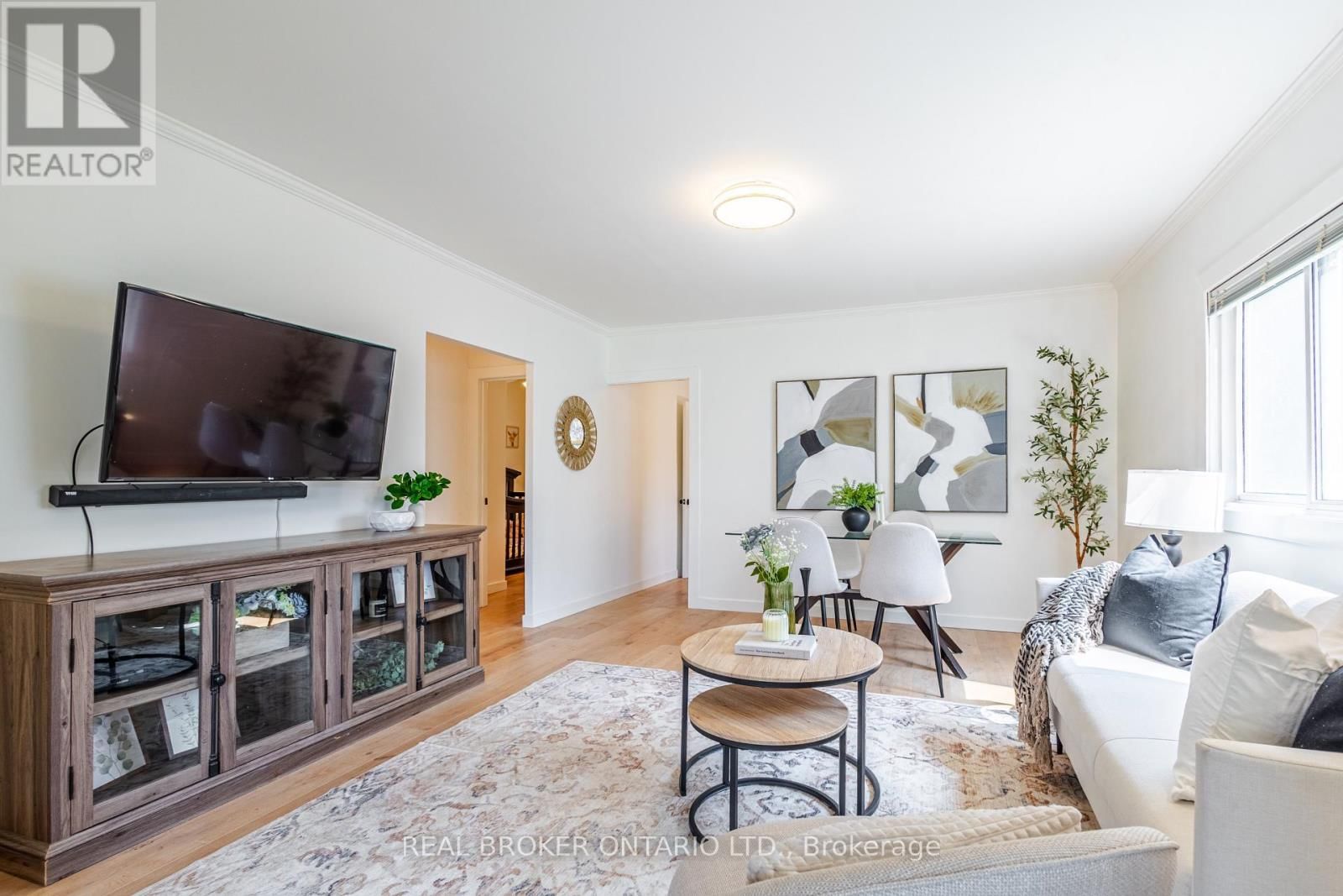 37 PINEWAY AVENUE Image 15