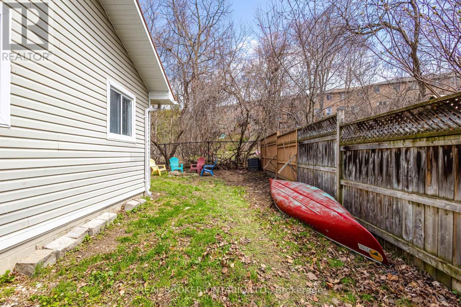 37 PINEWAY AVENUE Image 32