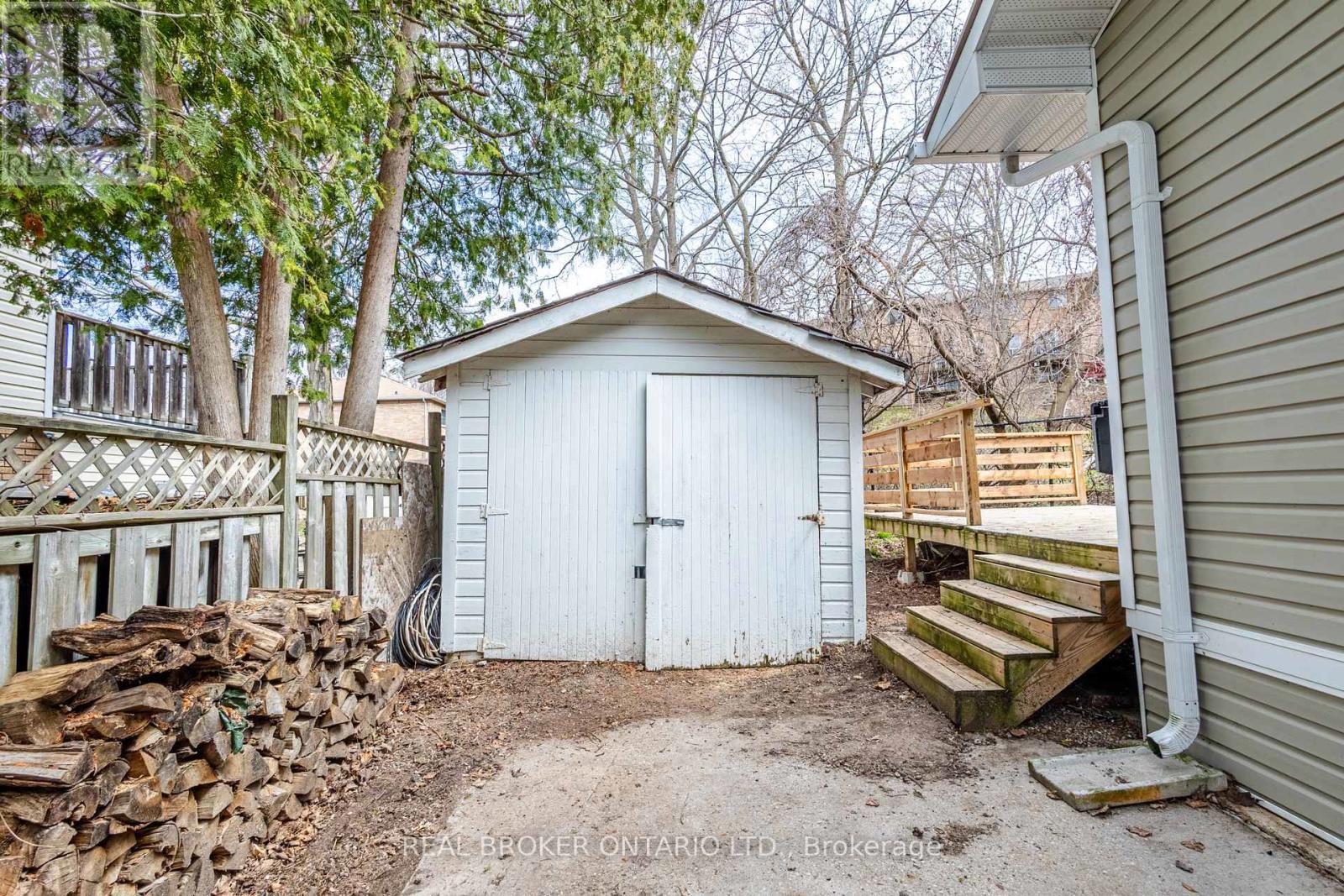 37 PINEWAY AVENUE Image 35