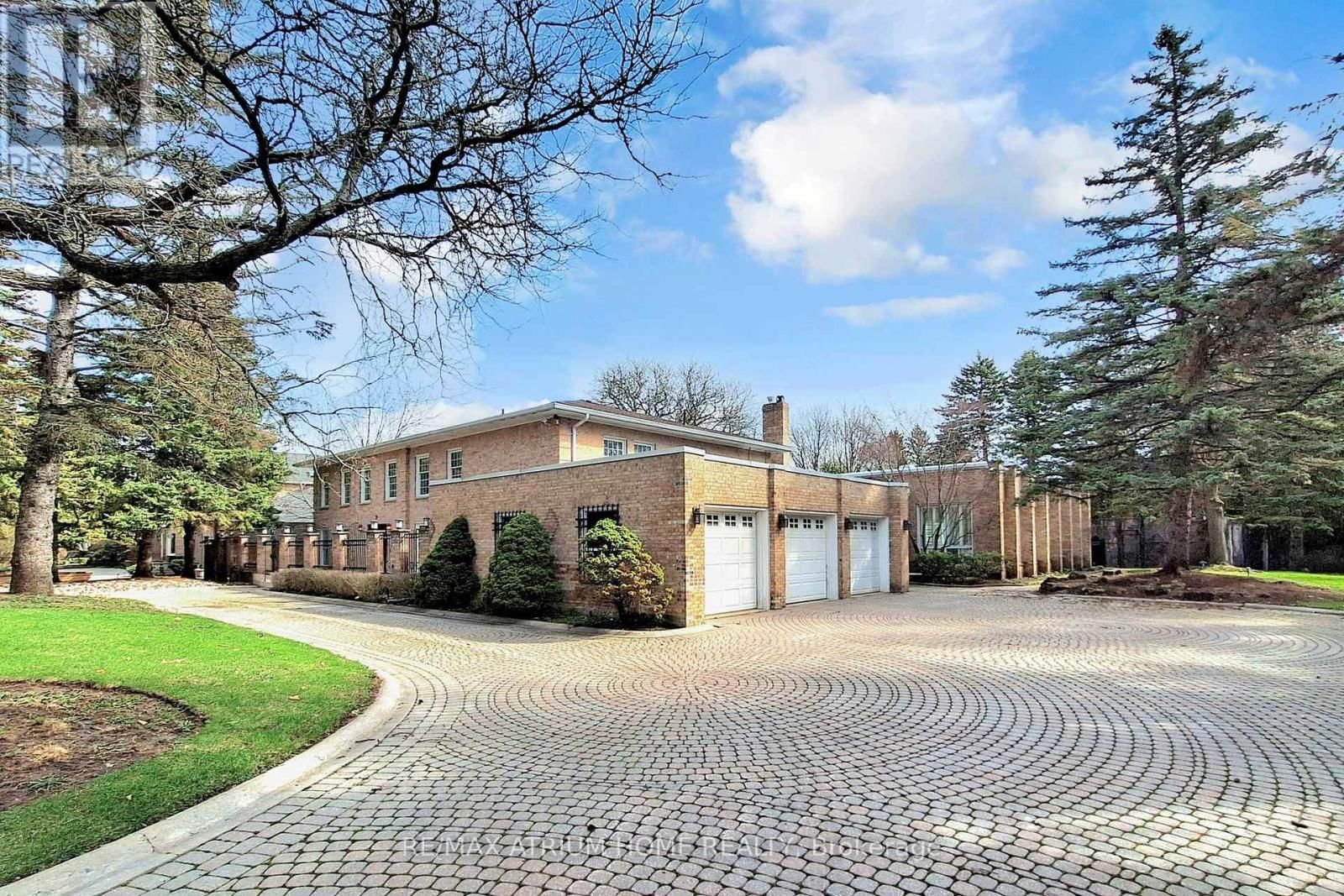 19 LIMCOMBE DRIVE Image 1