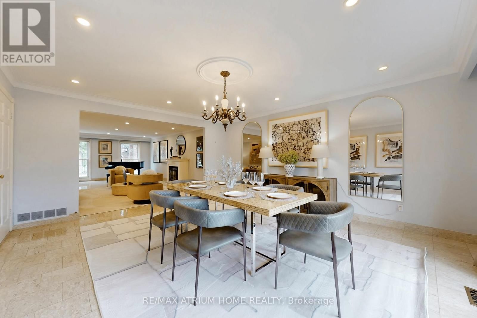 19 LIMCOMBE DRIVE Image 10