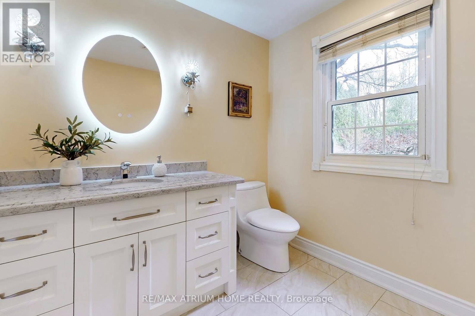 19 LIMCOMBE DRIVE Image 19