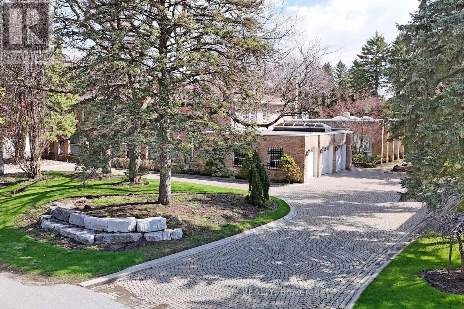 19 LIMCOMBE DRIVE Image 2