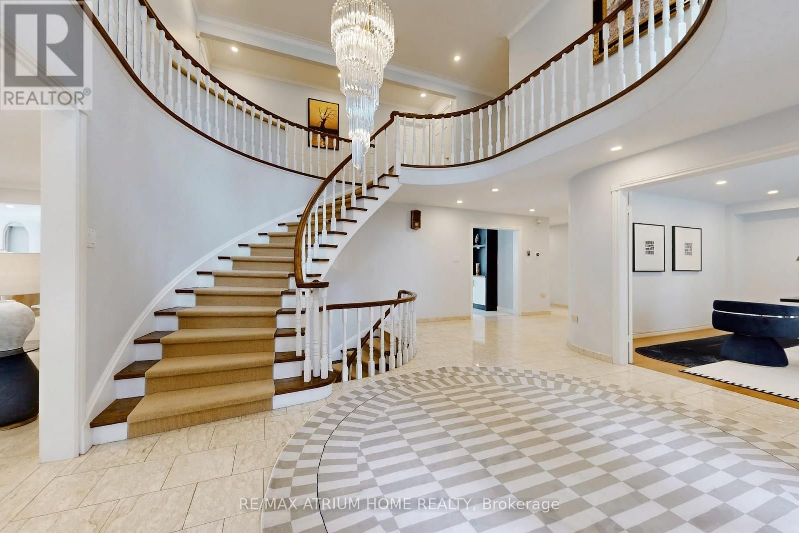 19 LIMCOMBE DRIVE Image 22