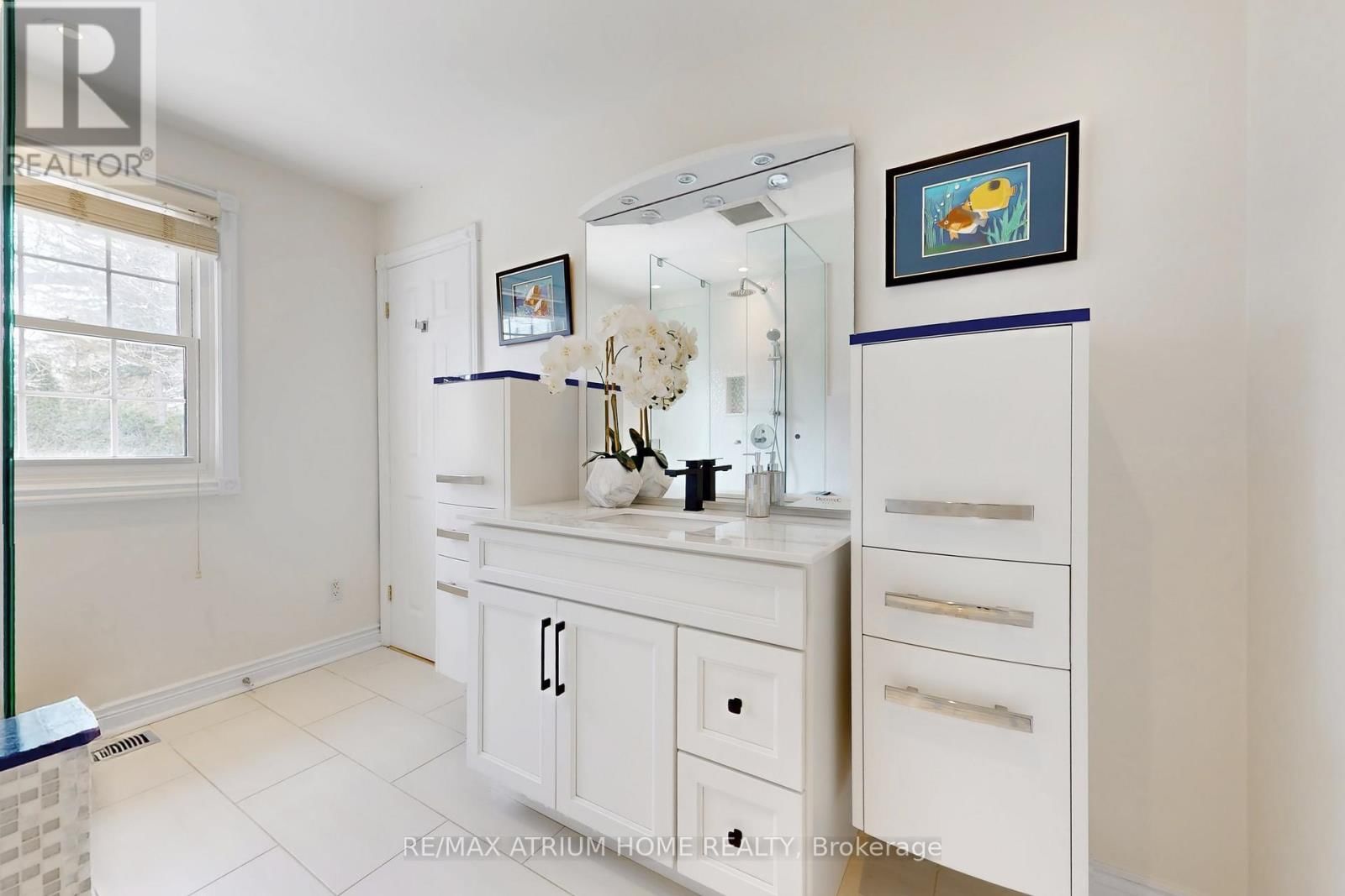 19 LIMCOMBE DRIVE Image 28