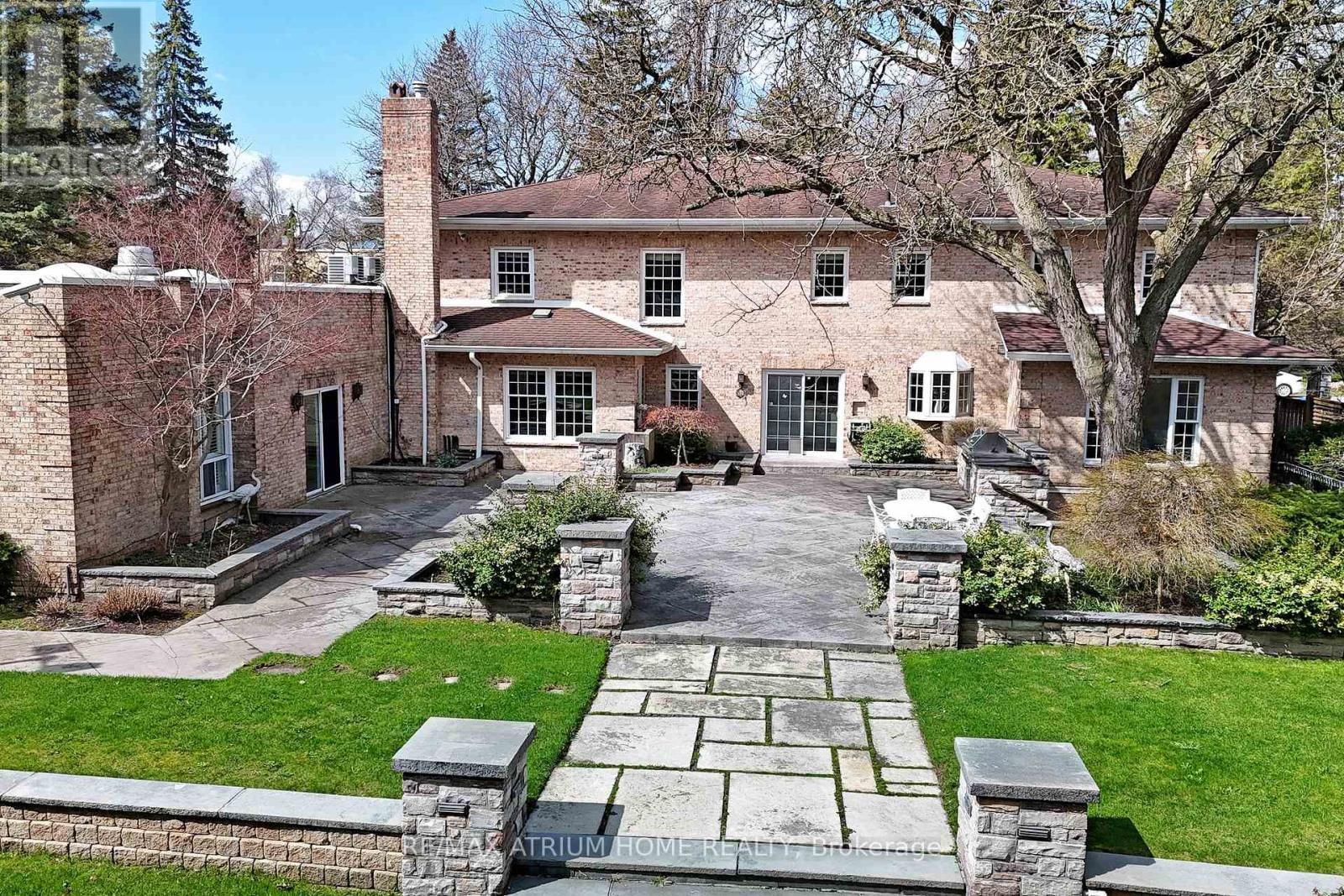 19 LIMCOMBE DRIVE Image 46