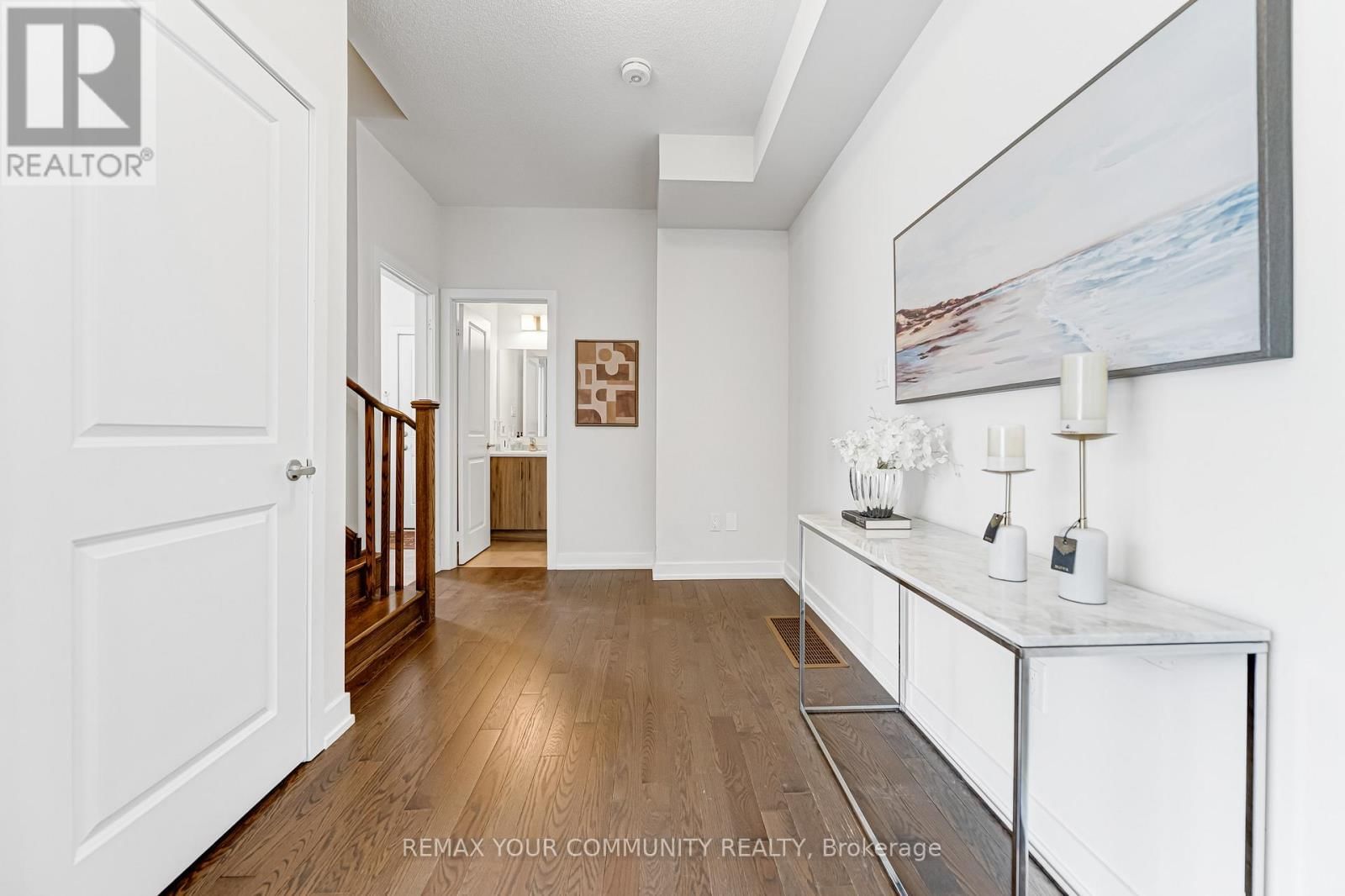 92 STAUFFER CRESCENT Image 3