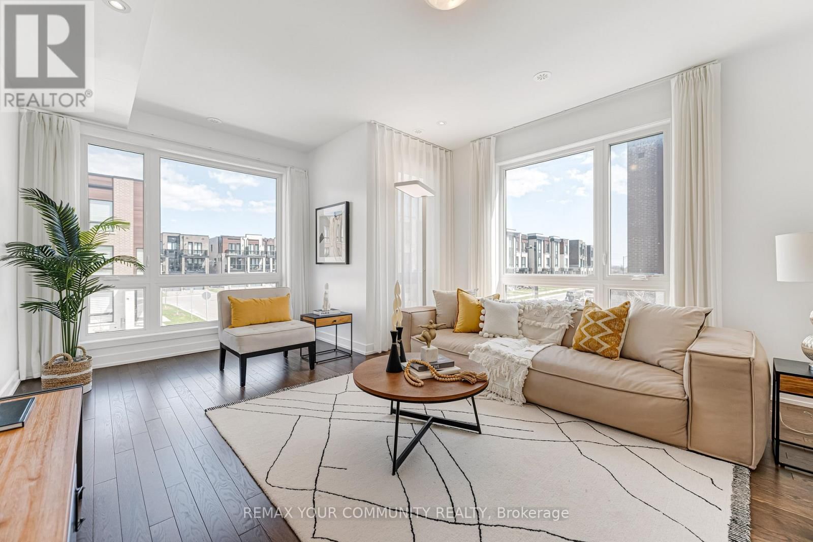 92 STAUFFER CRESCENT Image 7