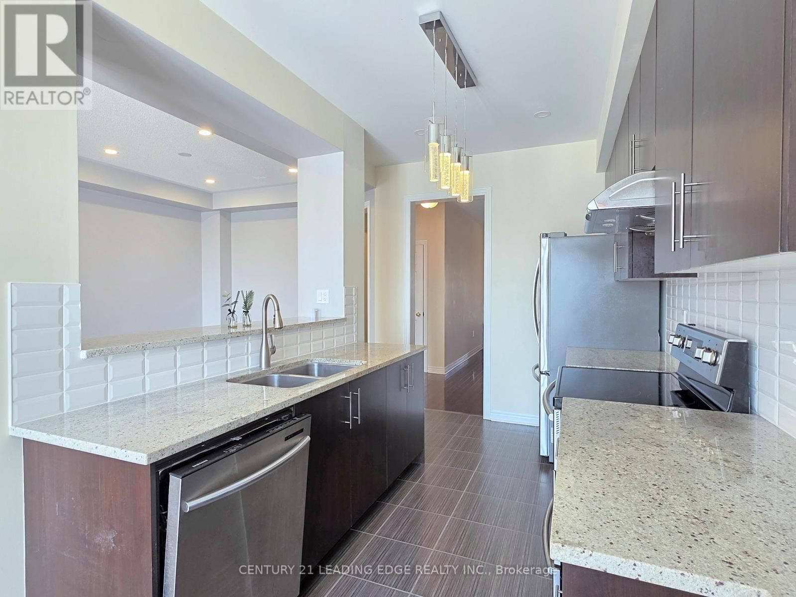 91 STAGLIN COURT Image 12