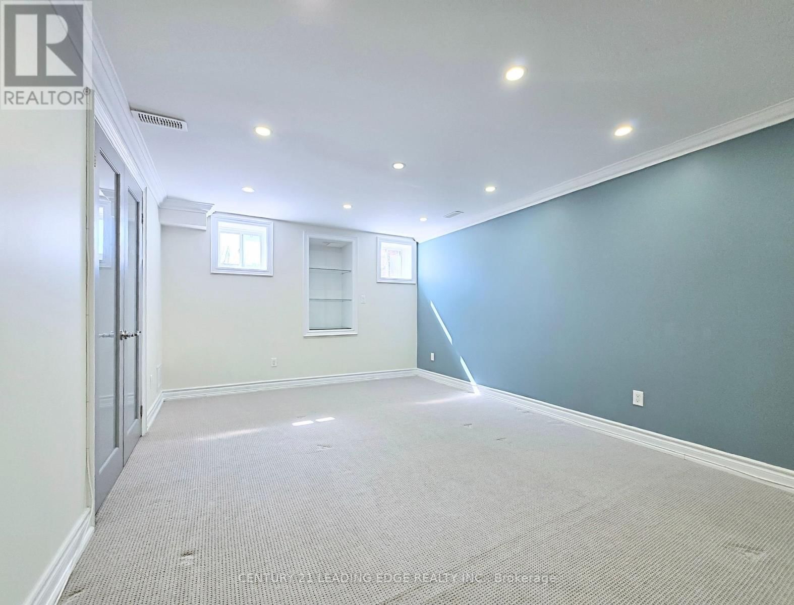 91 STAGLIN COURT Image 23