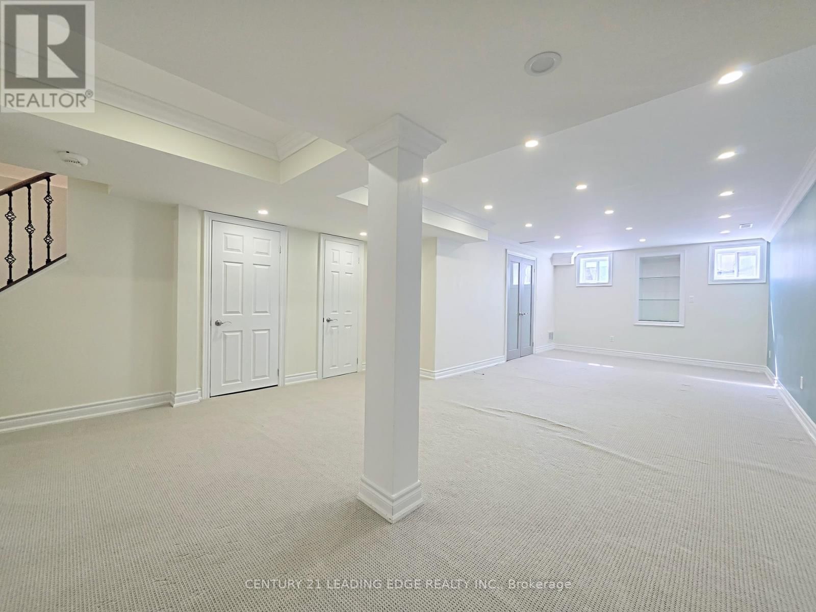 91 STAGLIN COURT Image 25