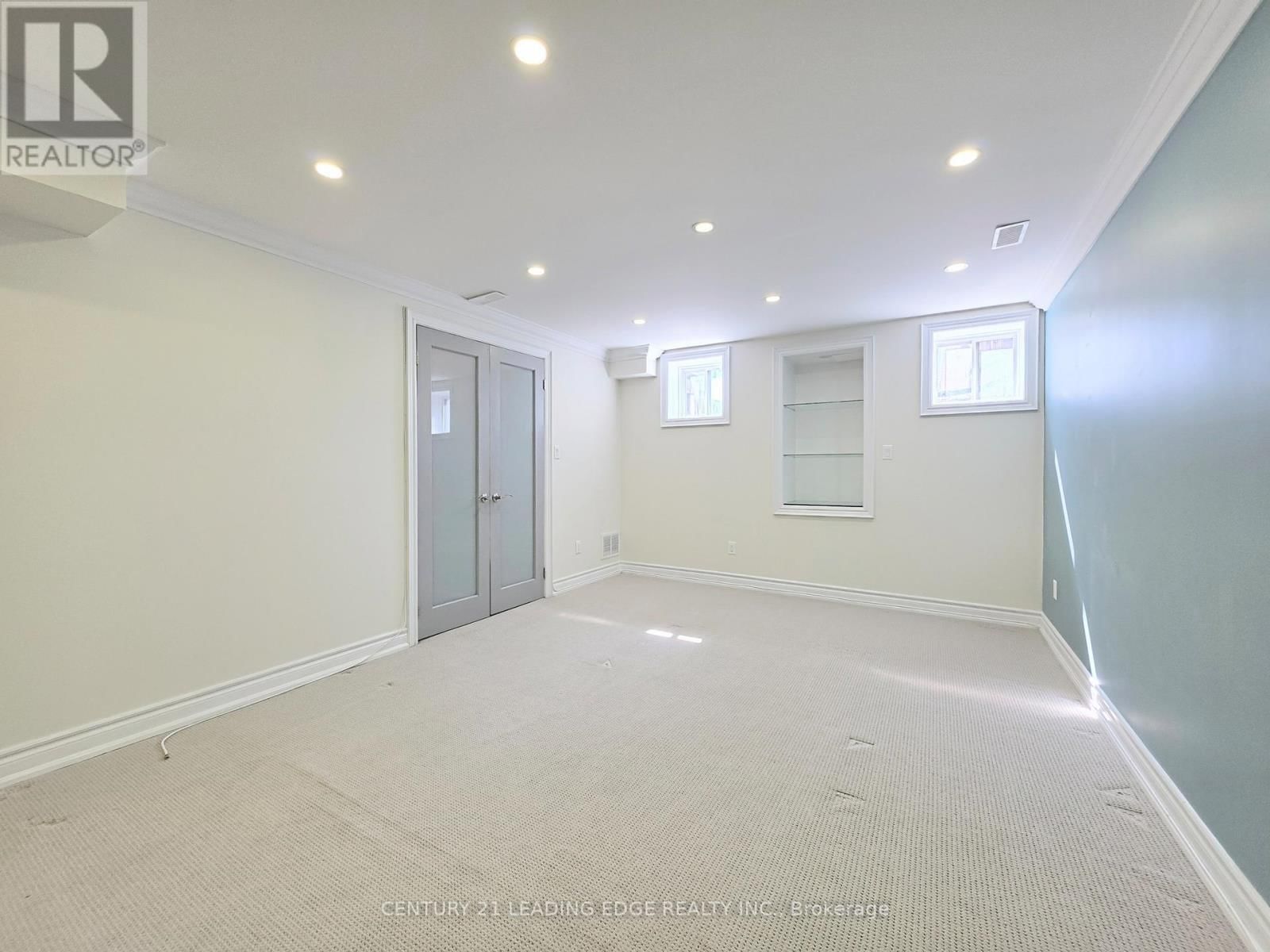 91 STAGLIN COURT Image 26