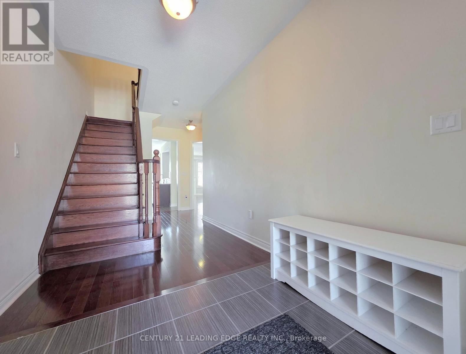 91 STAGLIN COURT Image 3