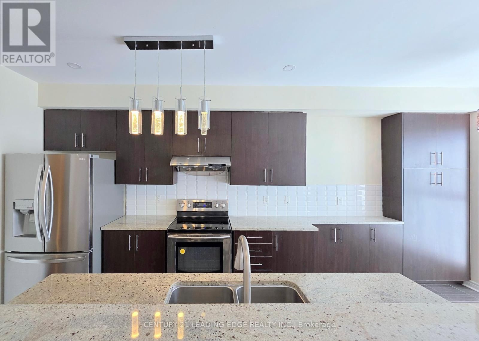 91 STAGLIN COURT Image 7