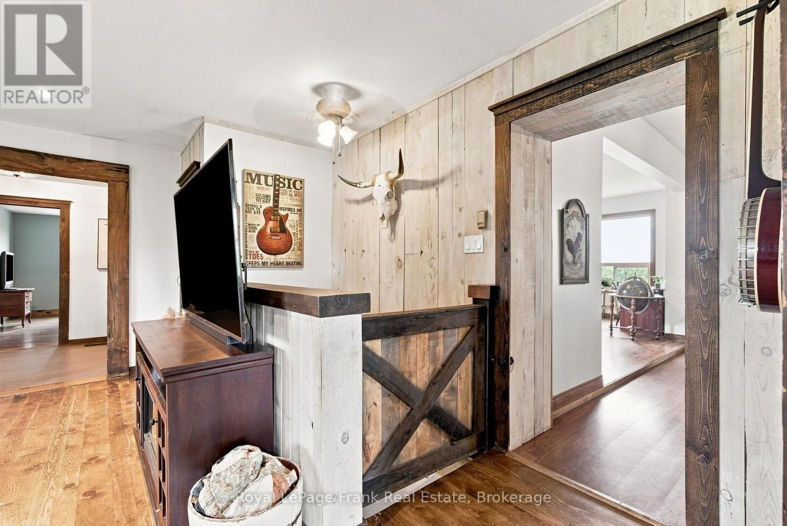 1780 BROCK CONCESSION 1 ROAD Image 13