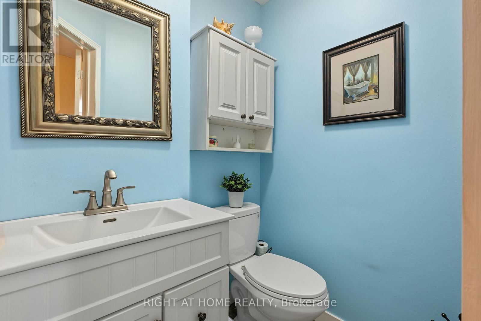 2158 FERGUSON STREET Image 24