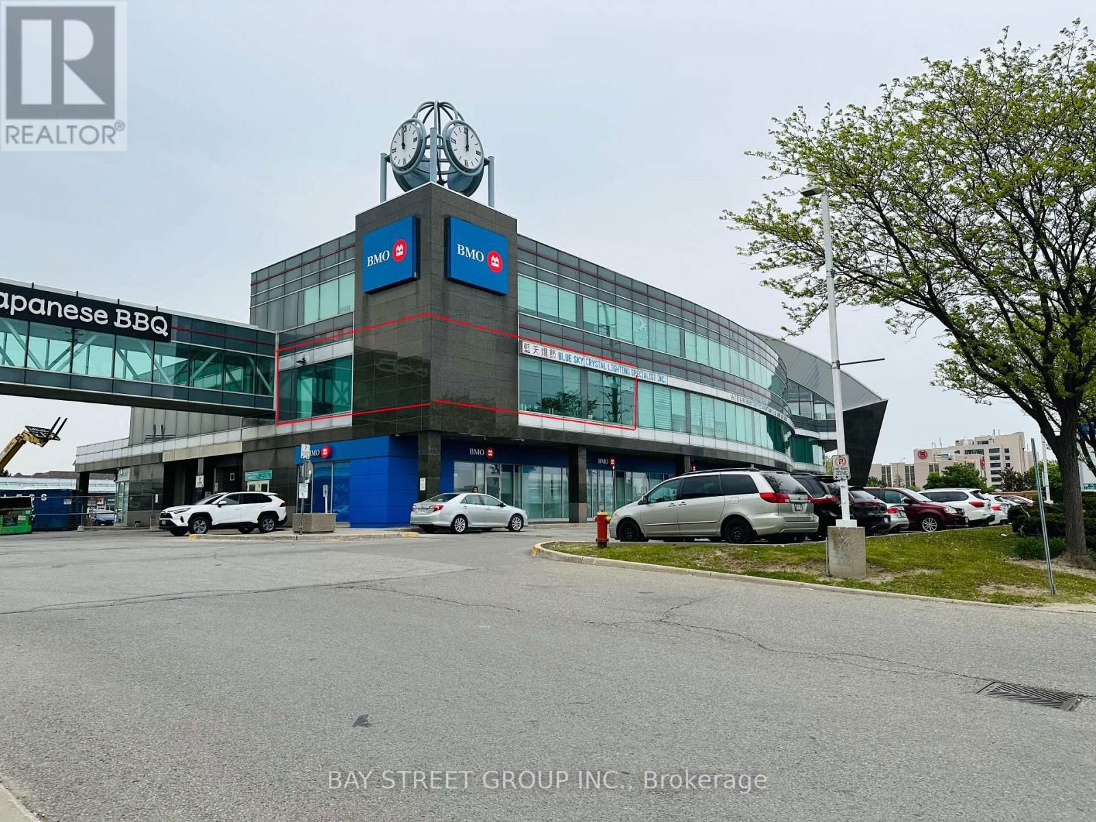 #211 -550 HIGHWAY 7  E Image 1