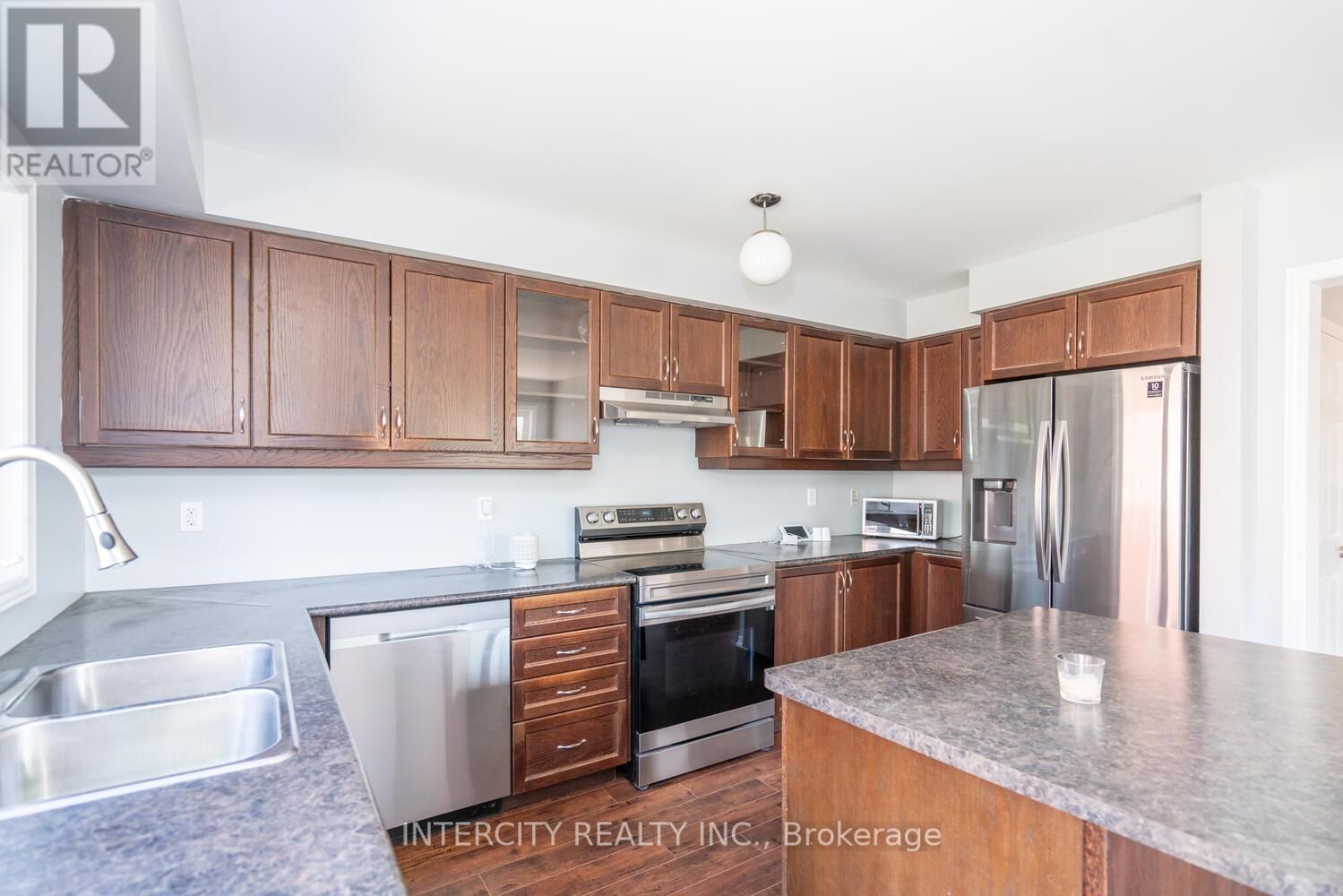 128 JAMES A. MCCAGUE AVE Image 9