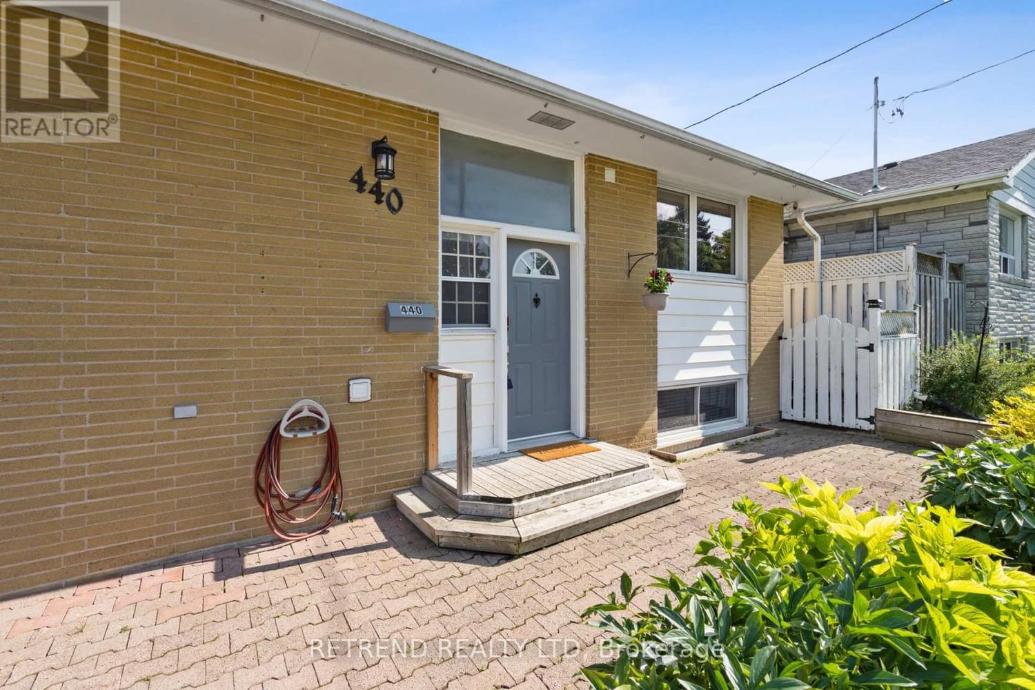 440 FERNLEIGH CIRC S Image 38