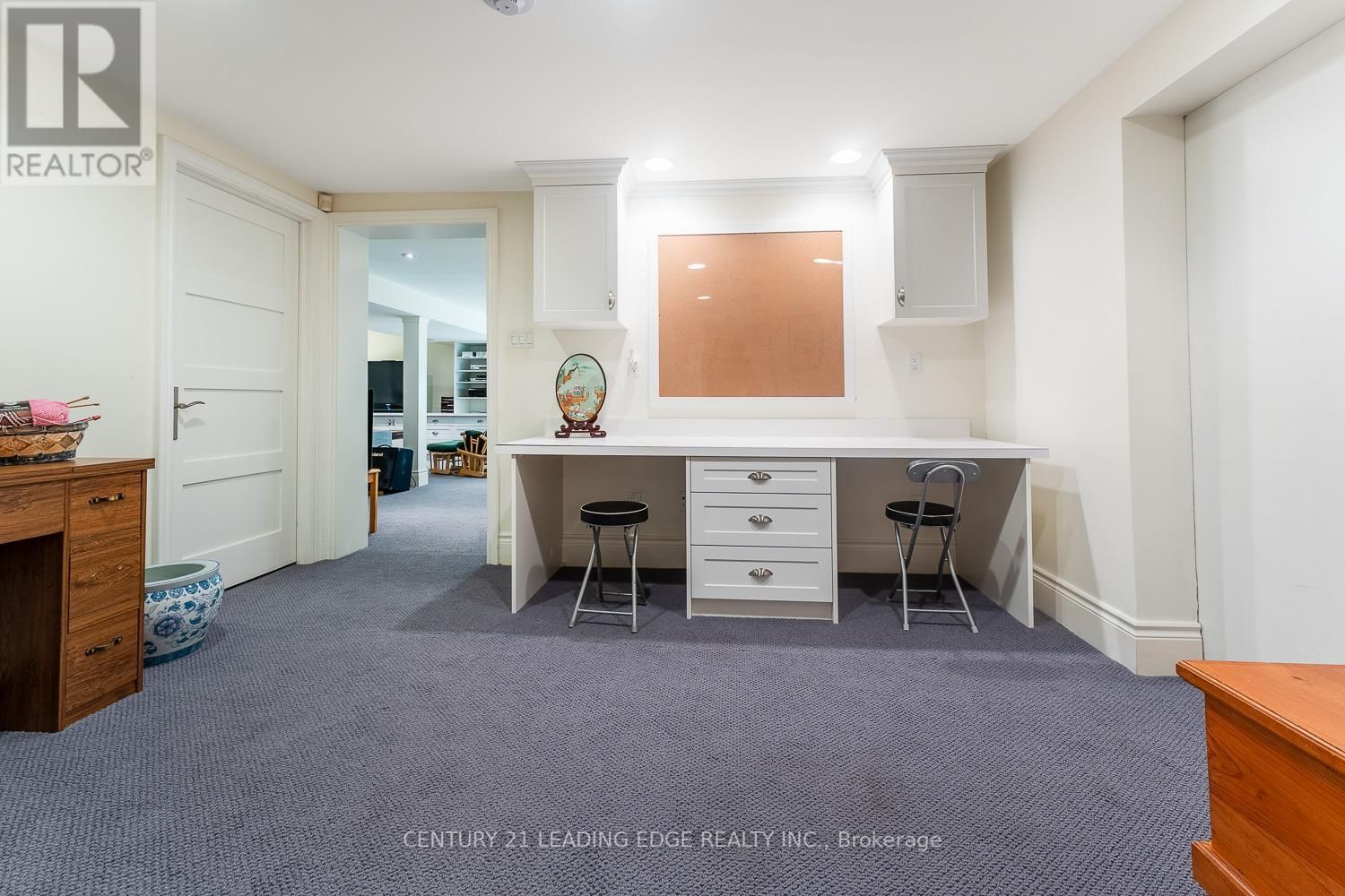 48 JOHN DEXTER PL Image 19