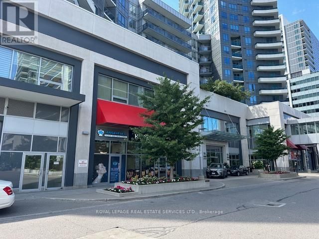 102 - 7163 YONGE STREET Image 1