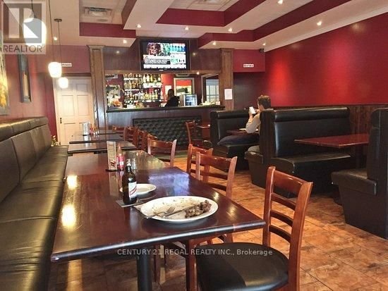 Image #1 of Restaurant for Sale at 16700 Bayview Ave, Newmarket, Ontario