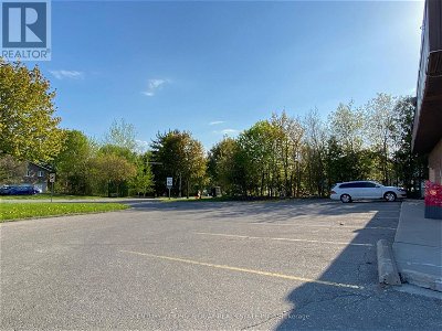 Image #1 of Commercial for Sale at 17830 Leslie St, Newmarket, Ontario