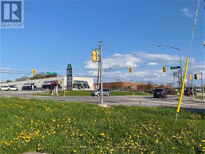 Image #1 of Commercial for Sale at 17830 Leslie St, Newmarket, Ontario