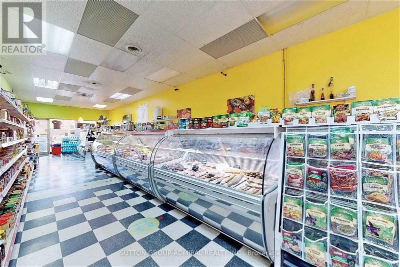 Image #1 of Restaurant for Sale at #7 -15408 Yonge St, Aurora, Ontario