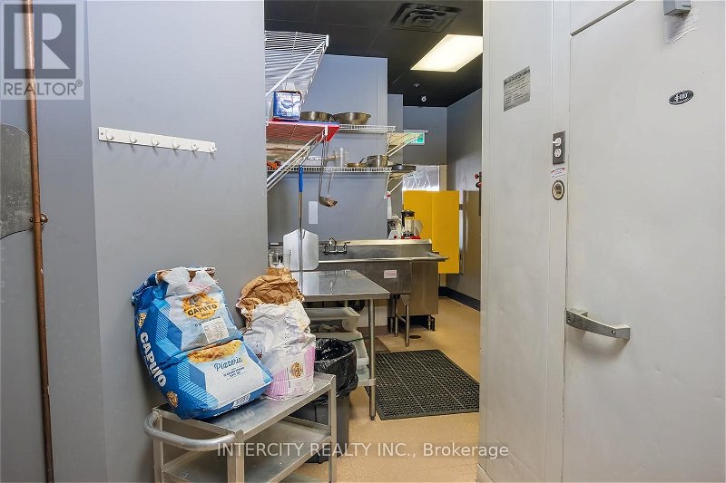 Image #1 of Restaurant for Sale at #12 -9200 Weston Rd W, Vaughan, Ontario