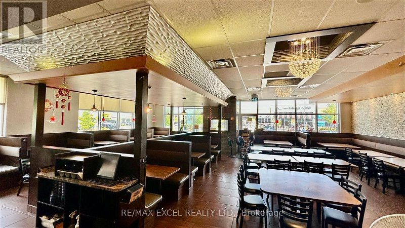 Image #1 of Restaurant for Sale at 12260 Yonge St, Richmond Hill, Ontario