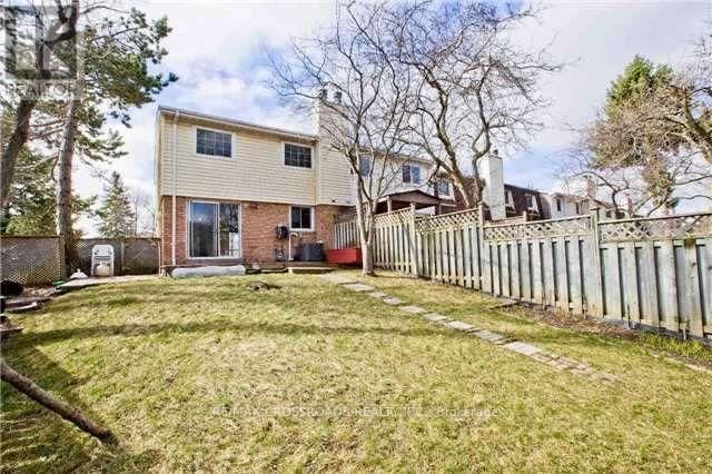 209 Tamarack Drive  Markham (Aileen-Willowbrook), L3T4X3 | Image 17